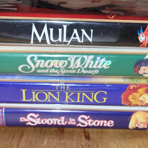 Walt Disney masterpiece collection x 4 DVD's - Picture 3 of 9